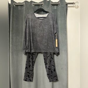 🎃 NWT Rae Dunn Halloween Pajama Set 👻